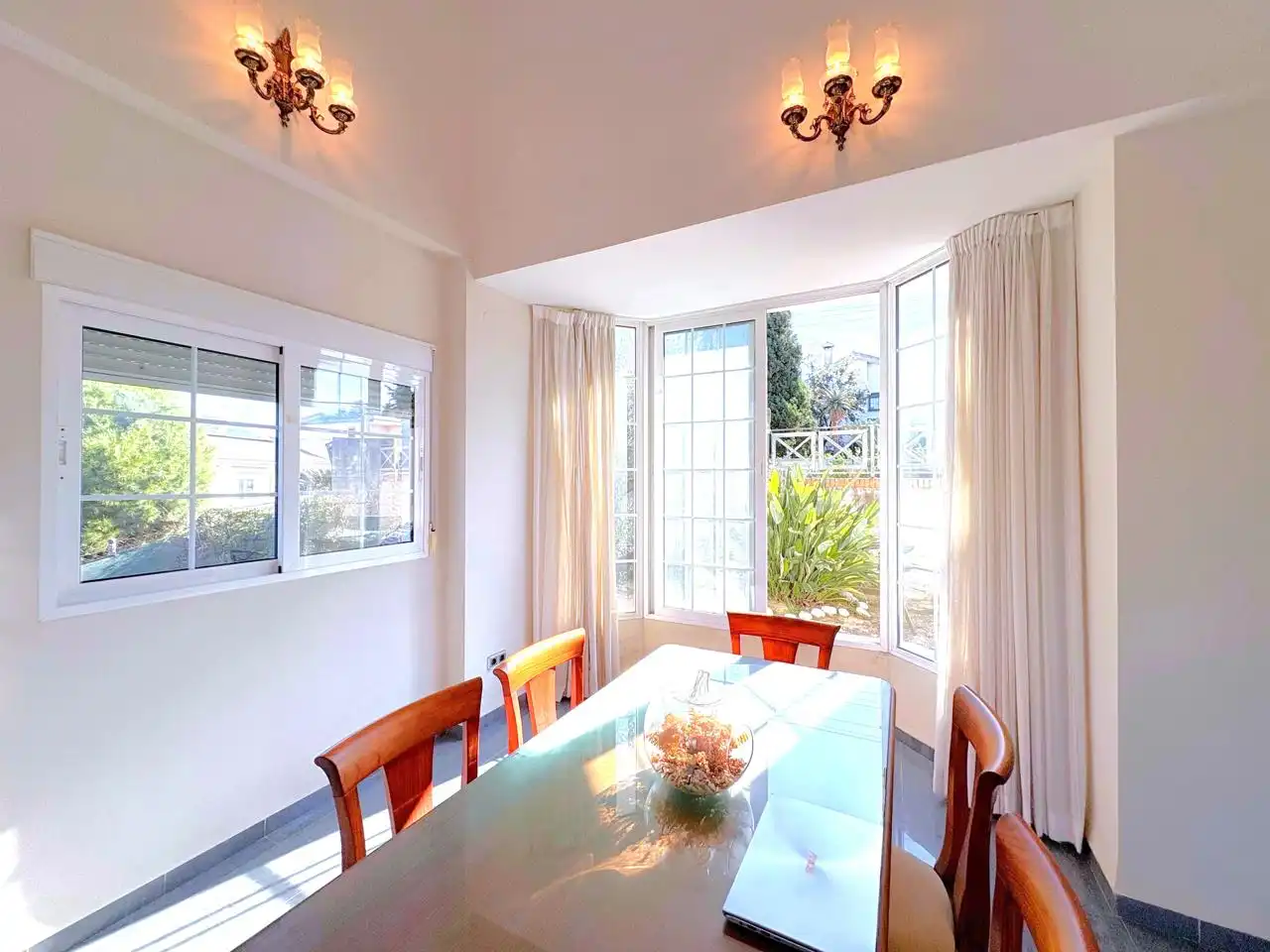 Comedor de Casa o chalet en venta en Chiva con Aire acondicionado, Jardín privado y Terraza