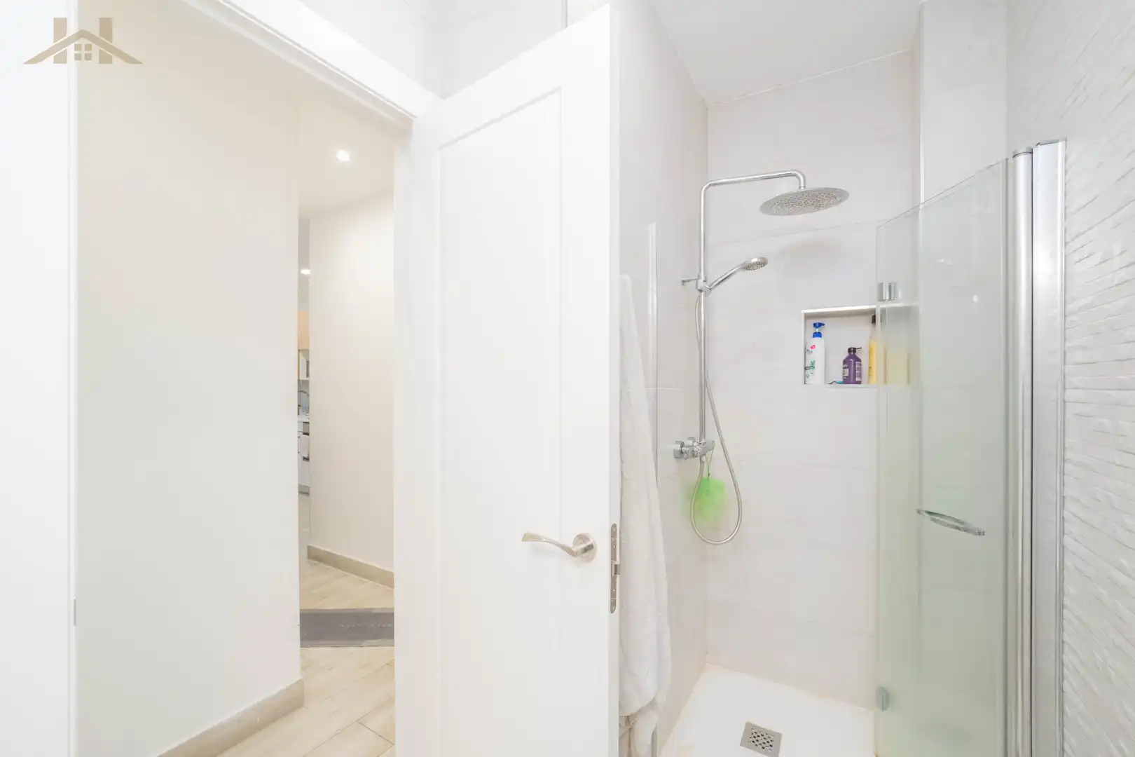Baño de Piso en venta en Fuenlabrada con Calefacción