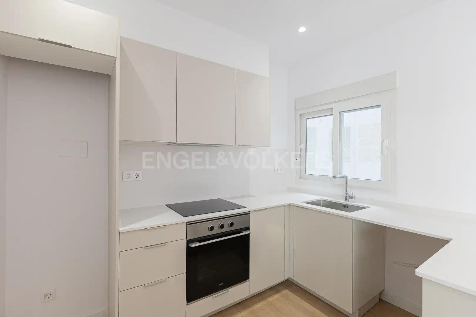 Cocina de Piso en venta en Barcelona con Aire acondicionado, Calefacción y Parquet