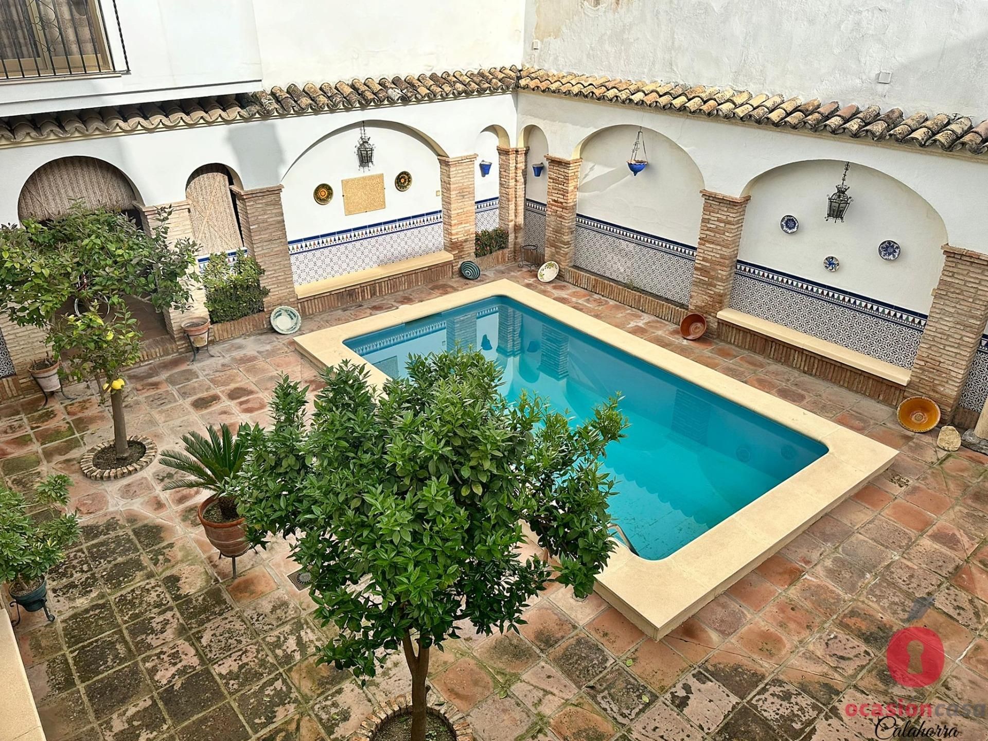 Piscina de Casa o xalet en venda en  Córdoba Capital amb Aire condicionat, Calefacció i Jardí privat