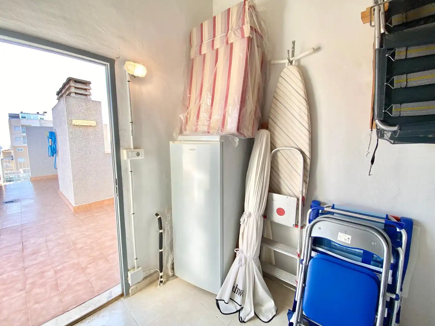 Apartamento con terraza en alquiler en Puerto Deportivo, imagen 12