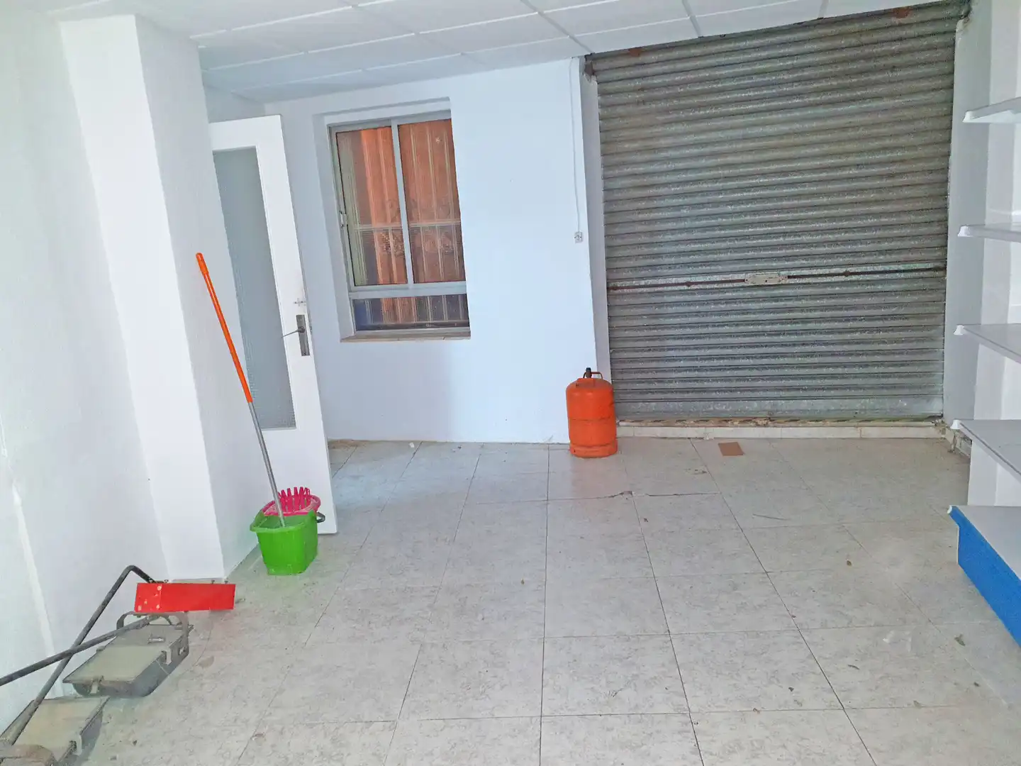 Local de lloguer en Elda amb Terrassa