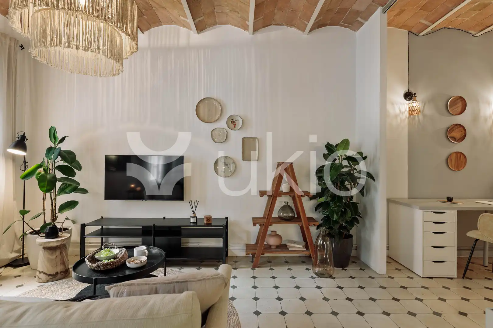 Sala de estar de Apartamento de alquiler en Barcelona con Aire acondicionado, Calefacción y Amueblado