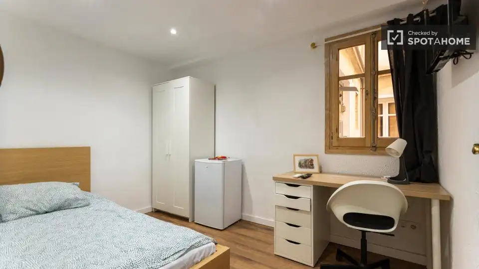 Room in Juzgados