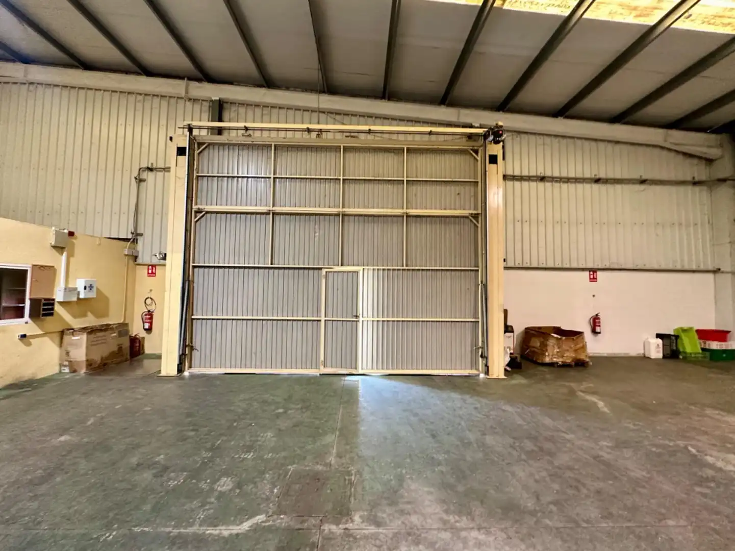 Industrial building to rent in Centro, imagen 3