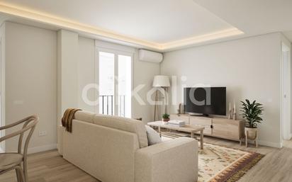 Living room of Flat for sale in  Sevilla Capital  with Air Conditioner, Heating and Balcony