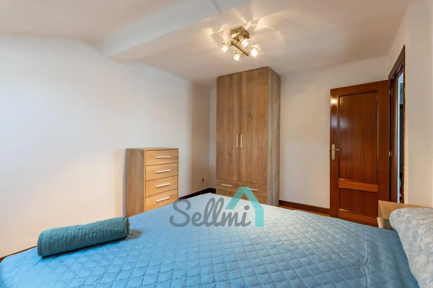 Flat for rent in De Gloria Fuertes, Masip
