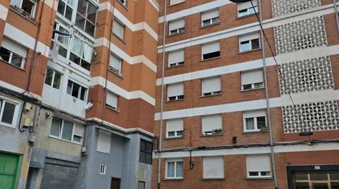 Foto 2 de Piso en venta en Karmelo Torre Kalea, 25, Kalero - Basozelai, Basauri