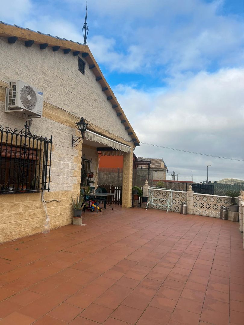 Terraza de Casa o chalet en venta en  Jaén Capital con Aire acondicionado, Trastero y Amueblado