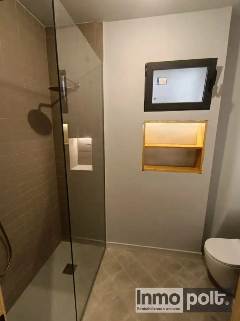 Bathroom of Flat for rent in Murcia  with Air Conditioner, Terrace and Oven