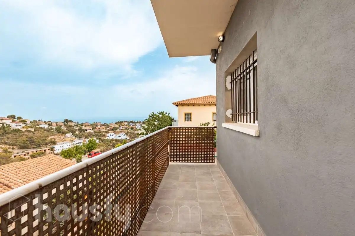 Terrassa de Casa o xalet en venda en Calafell amb Jardí privat, Terrassa i Traster