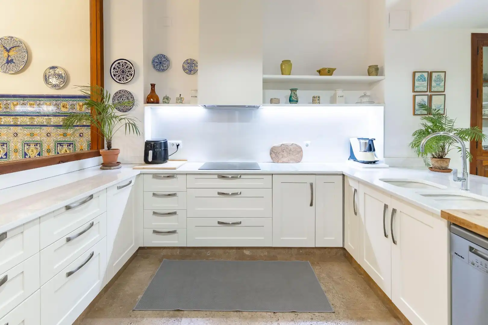 Kitchen of Houses for sale in Xàtiva  with Air Conditioner, Private garden and Terrace