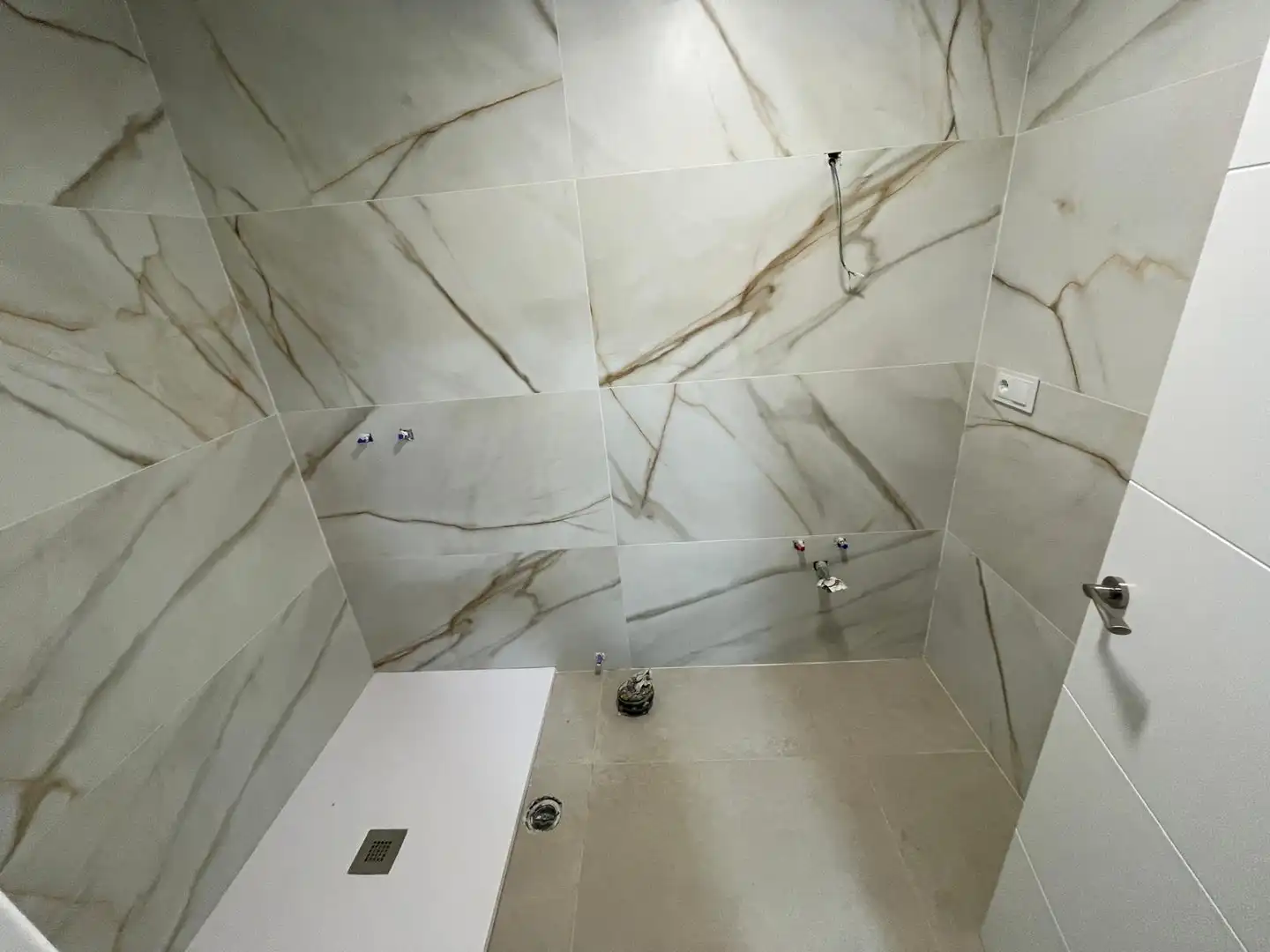 Baño de Piso en venta en Alcázar de San Juan con Aire acondicionado, Terraza y Trastero