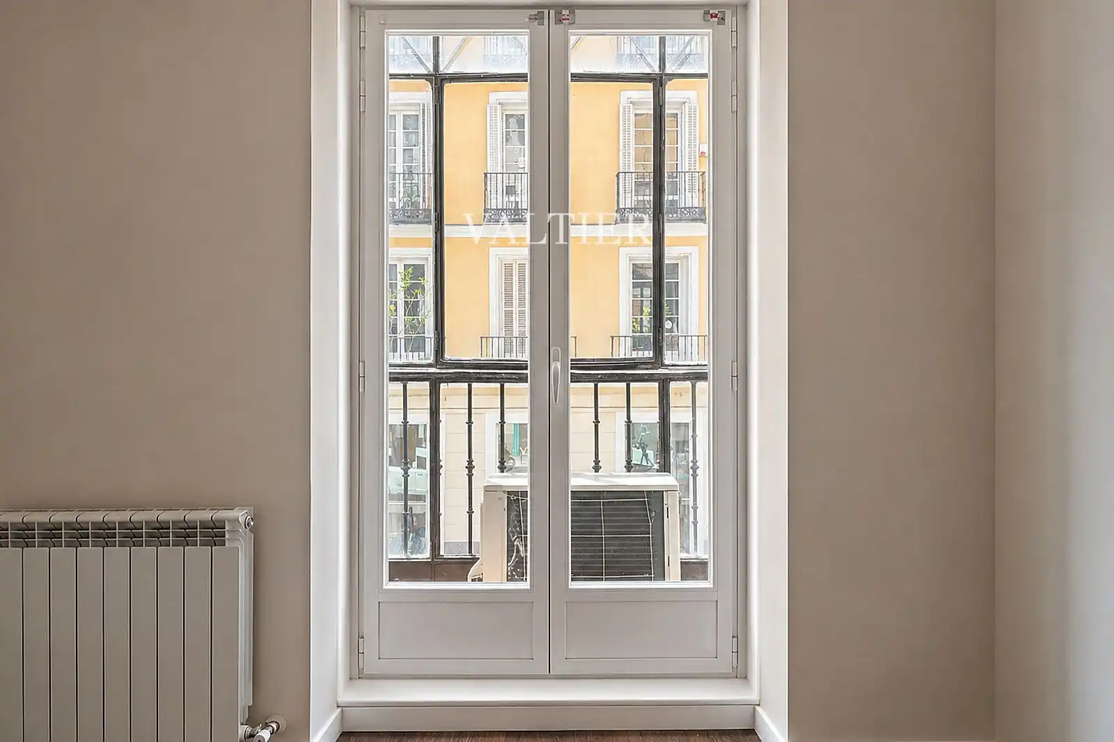 Balcony of Flat for rent in Madrid  with Air Conditioner