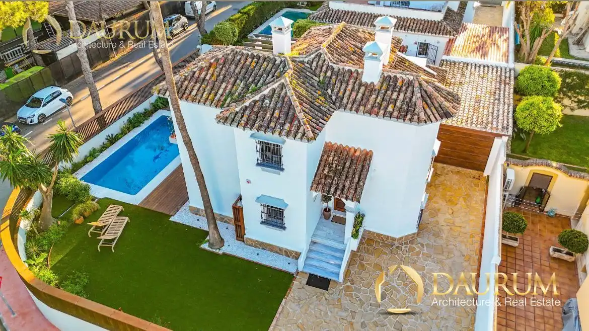Chalet con terraza en venta en Calle Río Támesis, Rodeo Alto - Guadaiza - La Campana