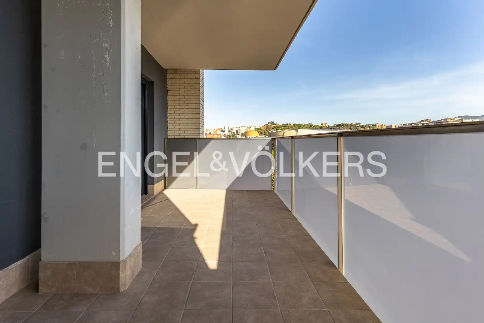 Appartamento con terrazza in affitto a Gorg - Progrés, imagen 37