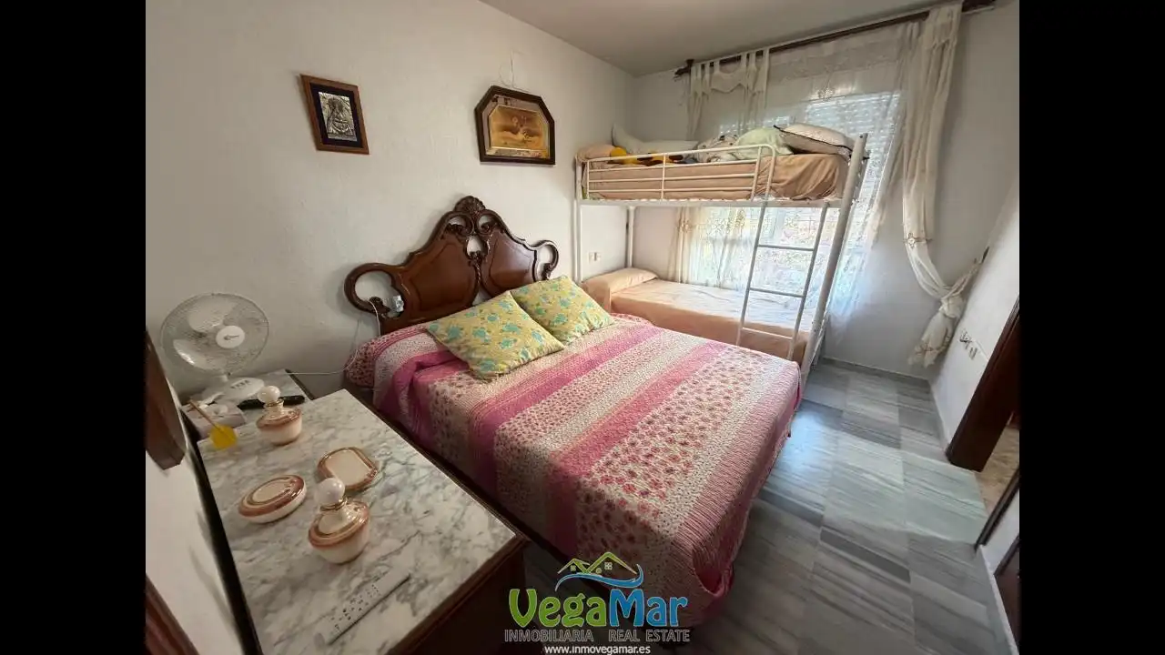 Bedroom of Flat for rent in Almuñécar  with Terrace