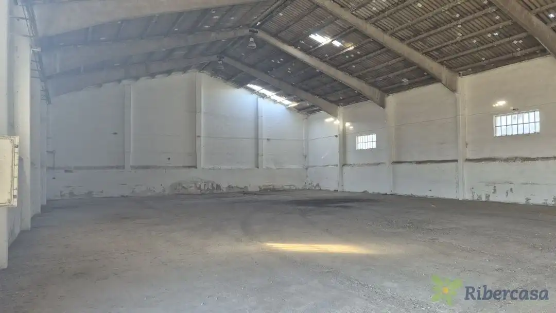 Fabrikhallen zum Verkauf in Fustiñana