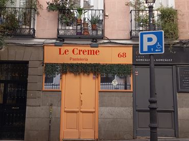 Locale commerciale in affitto a Calle de Pelayo