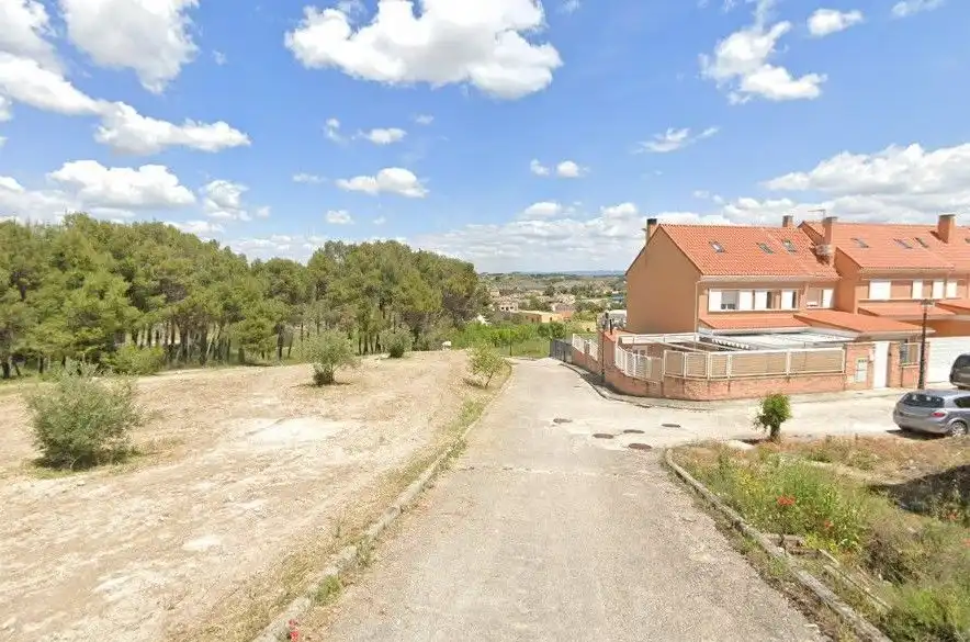 Casa adosada en venda en Brea de Tajo