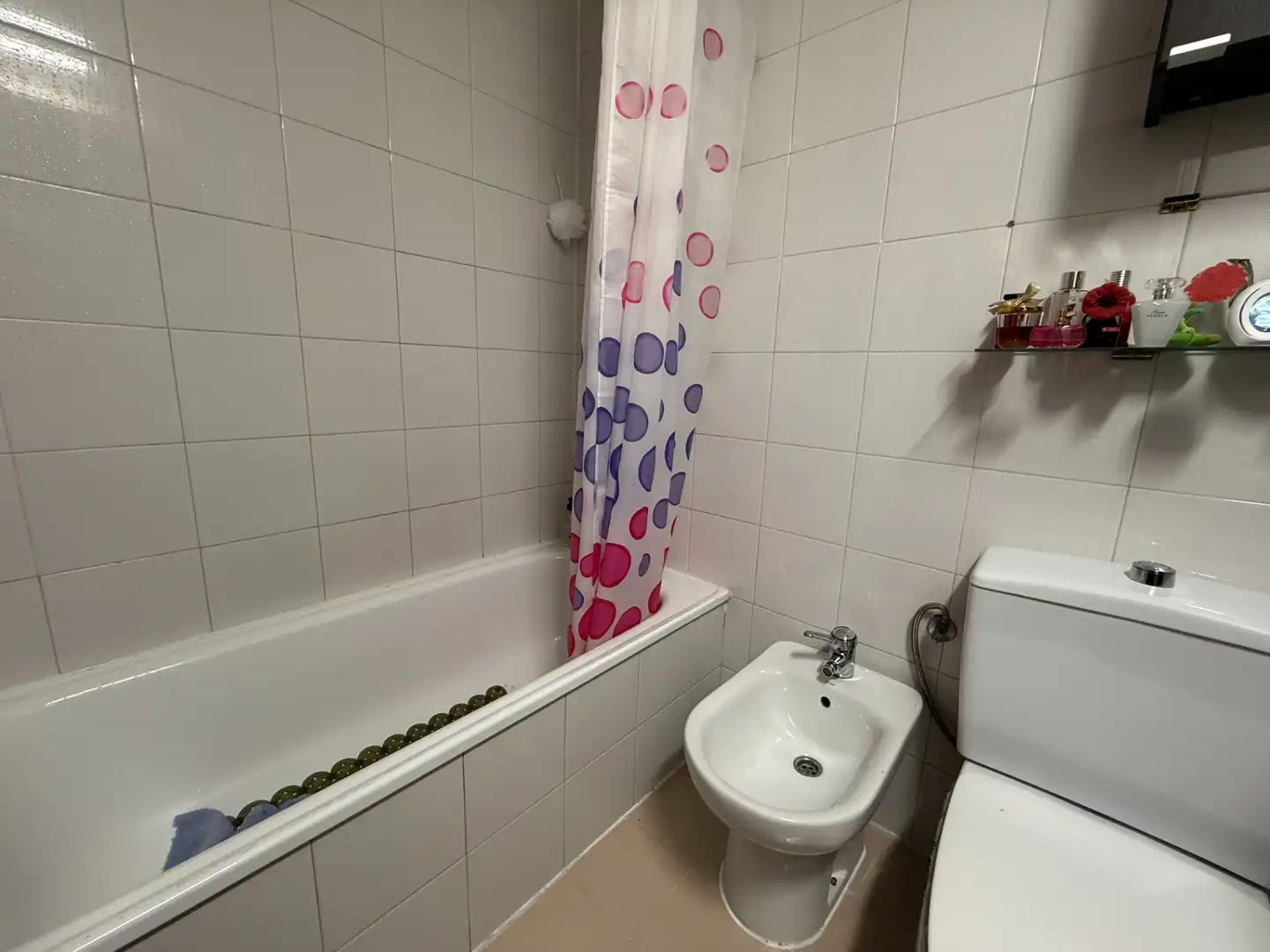 Bathroom of Flat for sale in Madrid  with Heating, Parquet flooring and Terrace