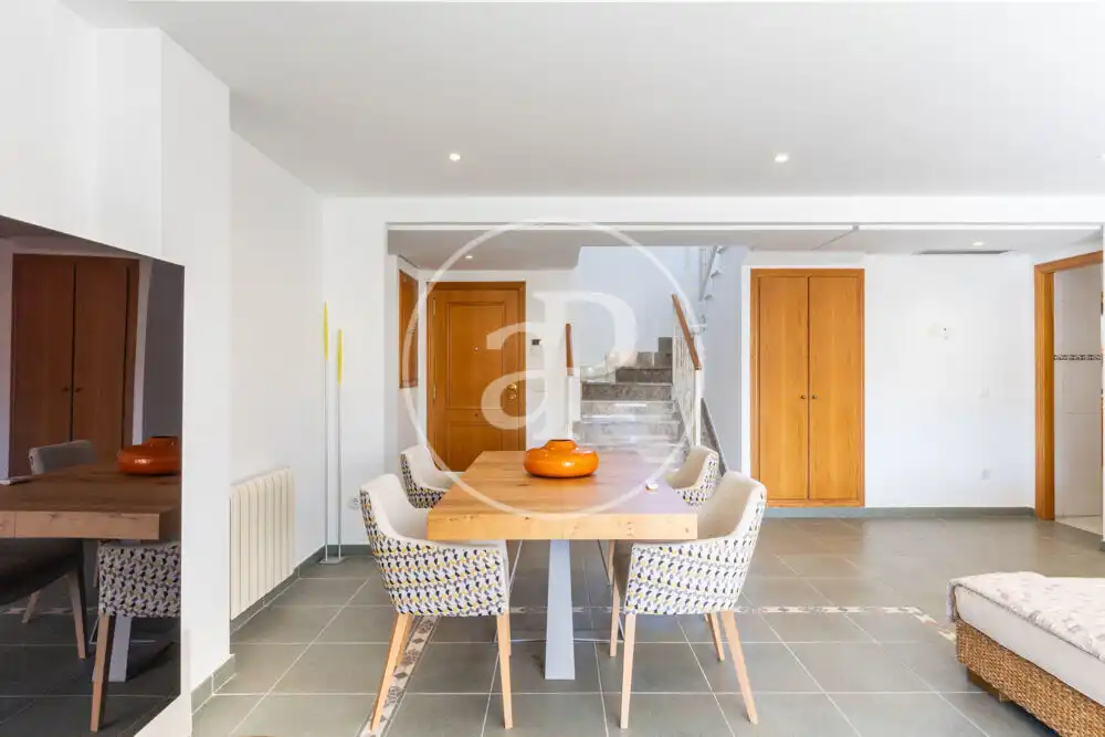 Comedor de Ático de alquiler en Bétera con Aire acondicionado, Calefacción y Jardín privado