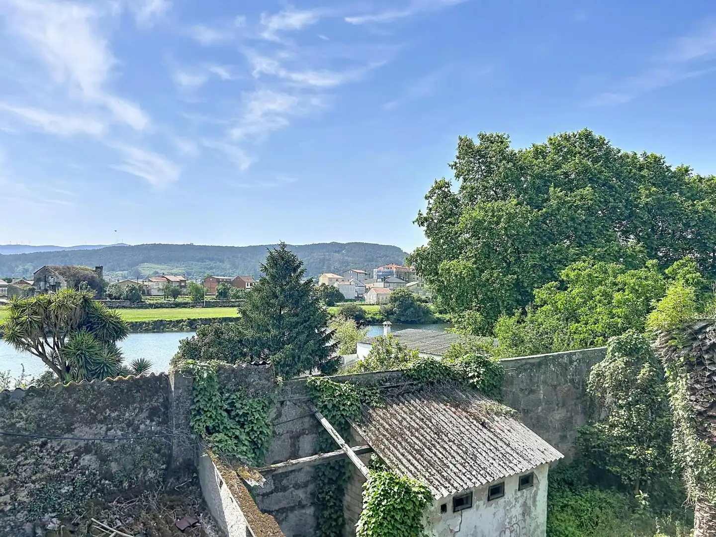 Vista exterior de Finca rústica en venta en Pontecesures con Terraza y Balcón