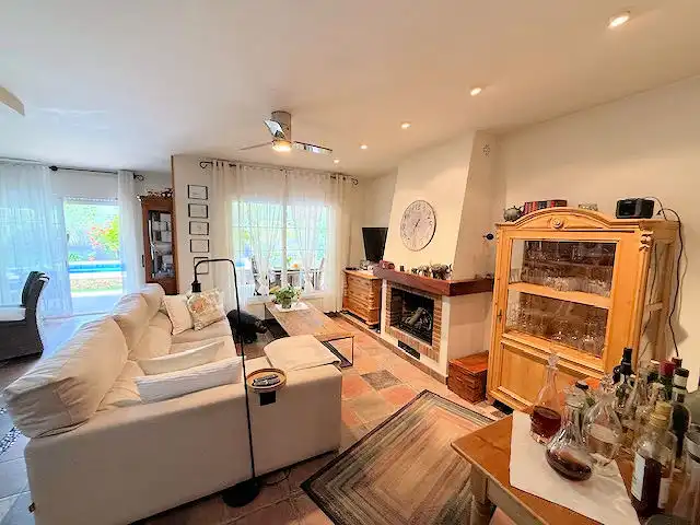 Living room of Houses for sale in L'Escala  with Heating, Private garden and Terrace