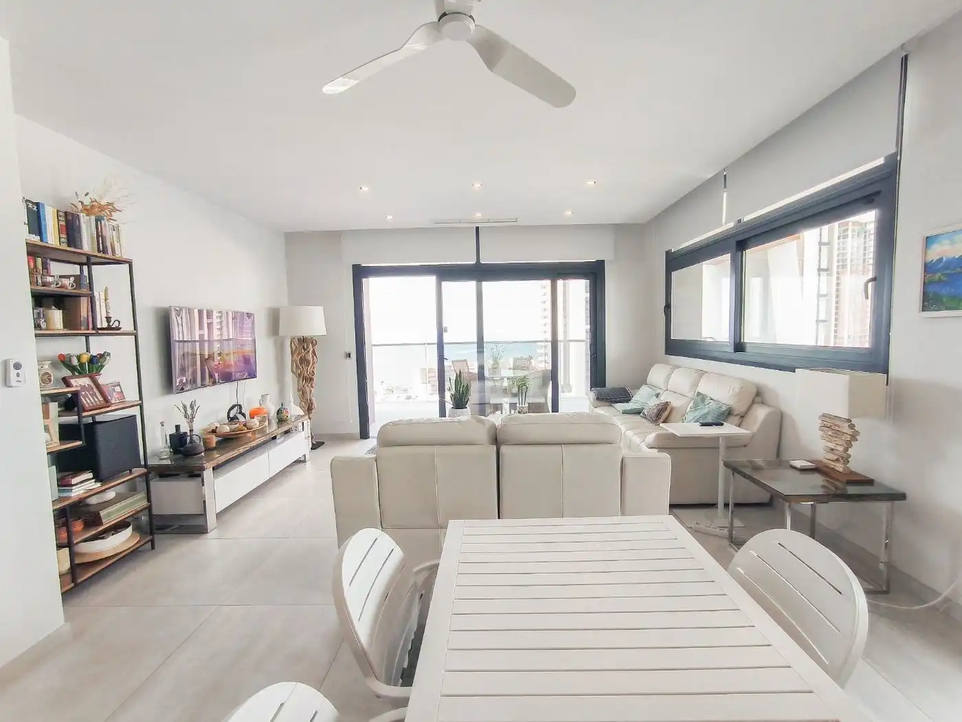 Sala de estar de Piso en venta en Benidorm con Aire acondicionado, Calefacción y Jardín privado