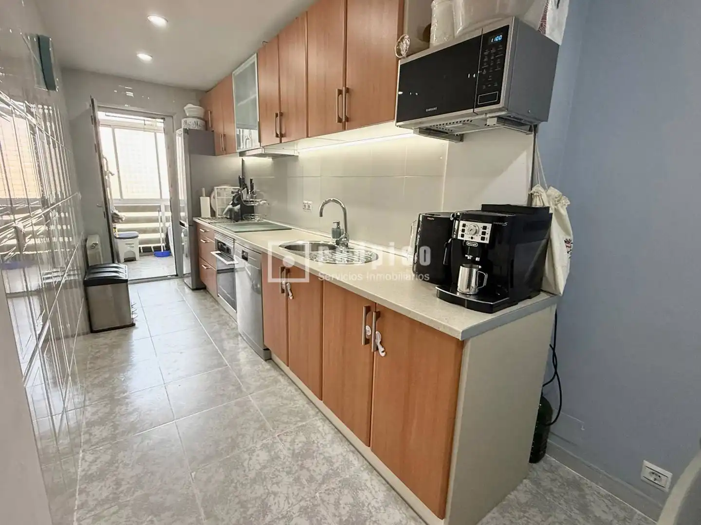 Cocina de Piso en venta en Madrid con Aire acondicionado, Calefacción y Jardín privado