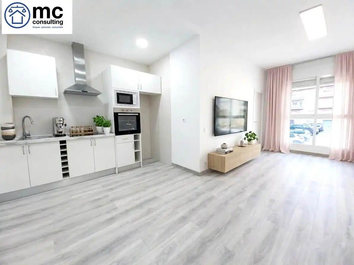 Sala d'estar de Planta baixa en venda en Les Franqueses del Vallès amb Aire condicionat, Calefacció i Parquet