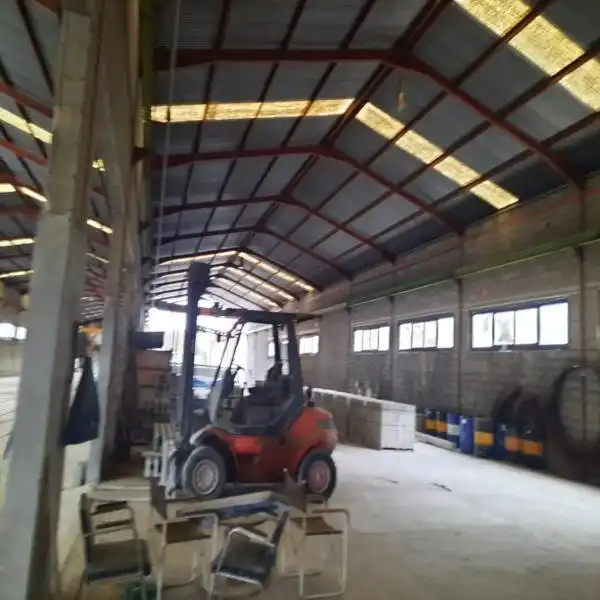 Nau industrial de lloguer en Elda