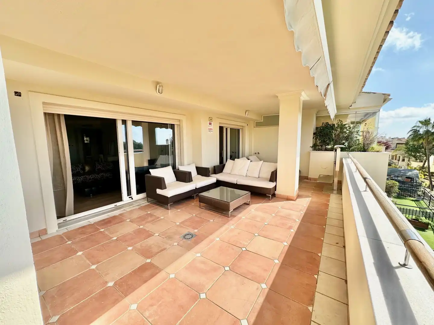 Apartamento con piscina en venta en Milla de Oro, imagen 4