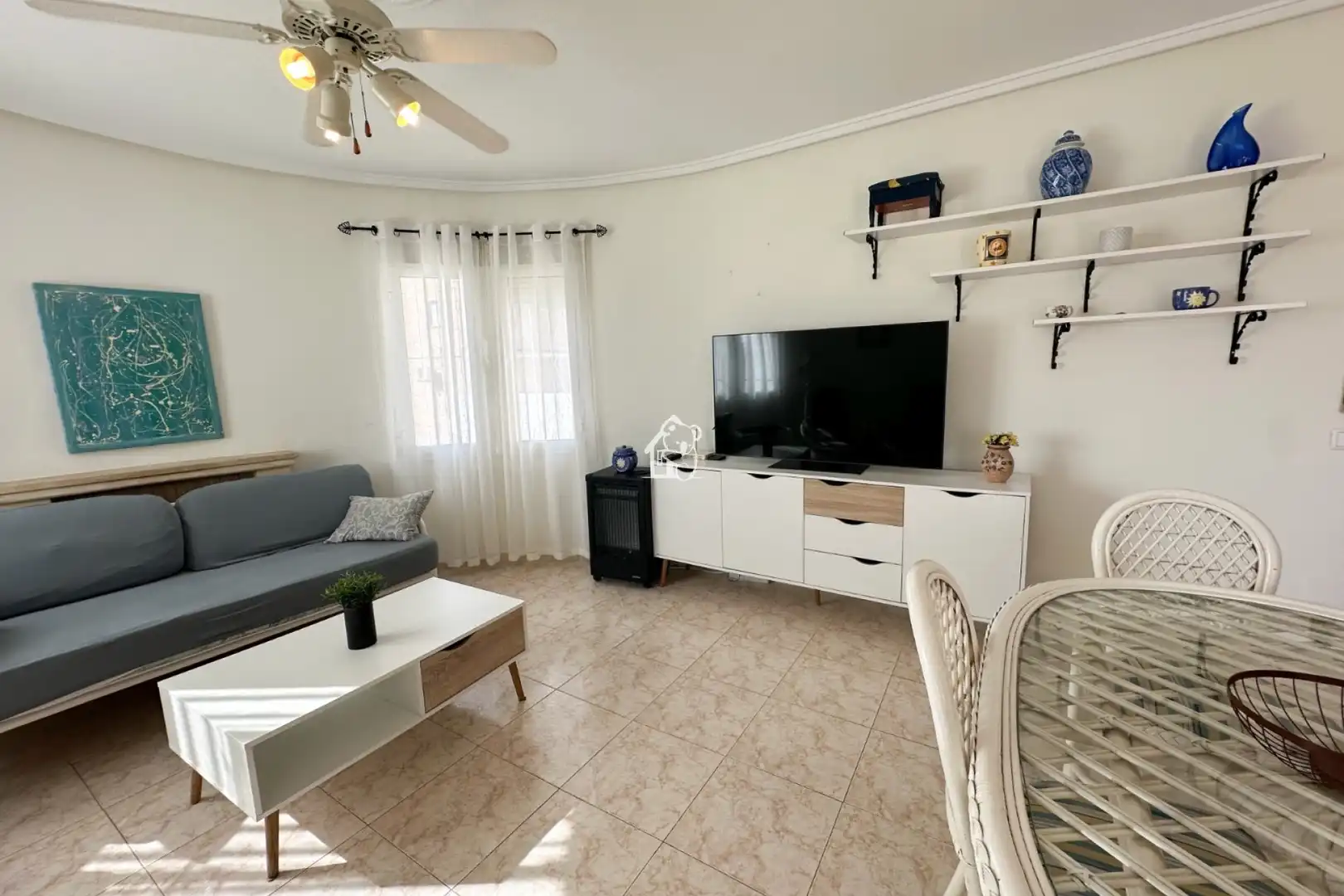 Sala d'estar de Casa o xalet de lloguer en Rojales amb Aire condicionat, Jardí privat i Terrassa