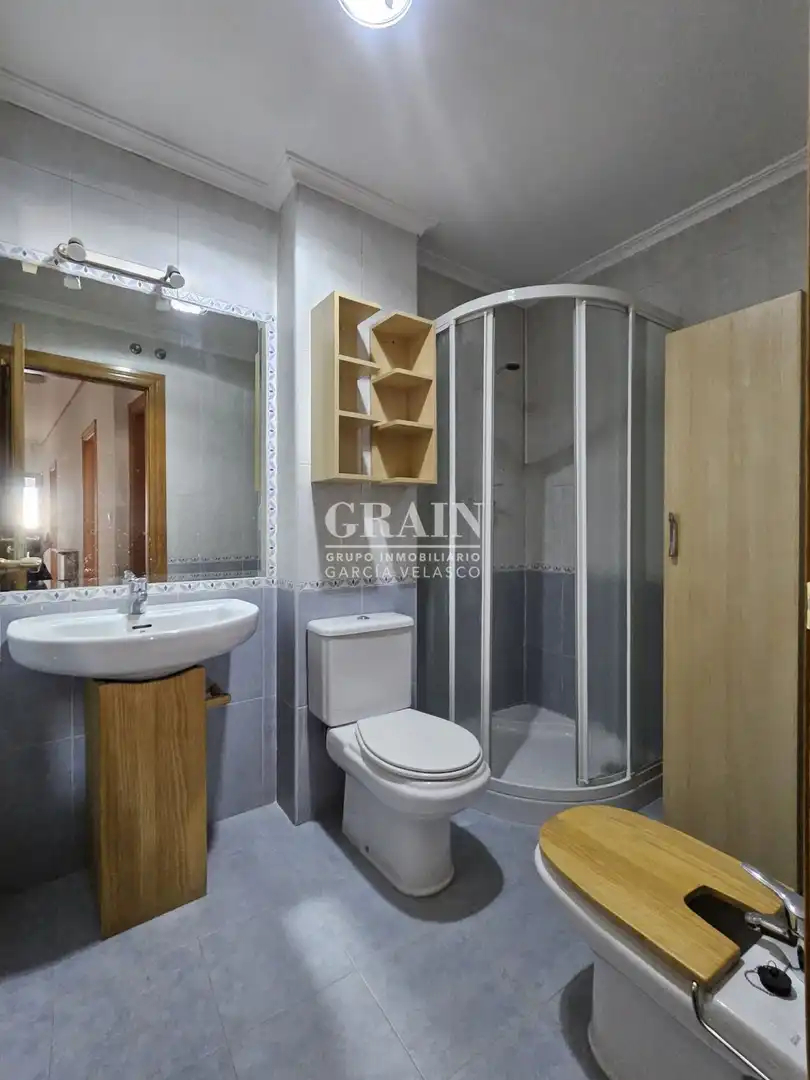 Bathroom of Attic for sale in Albacete  with Air Conditioner, Heating and Terrace