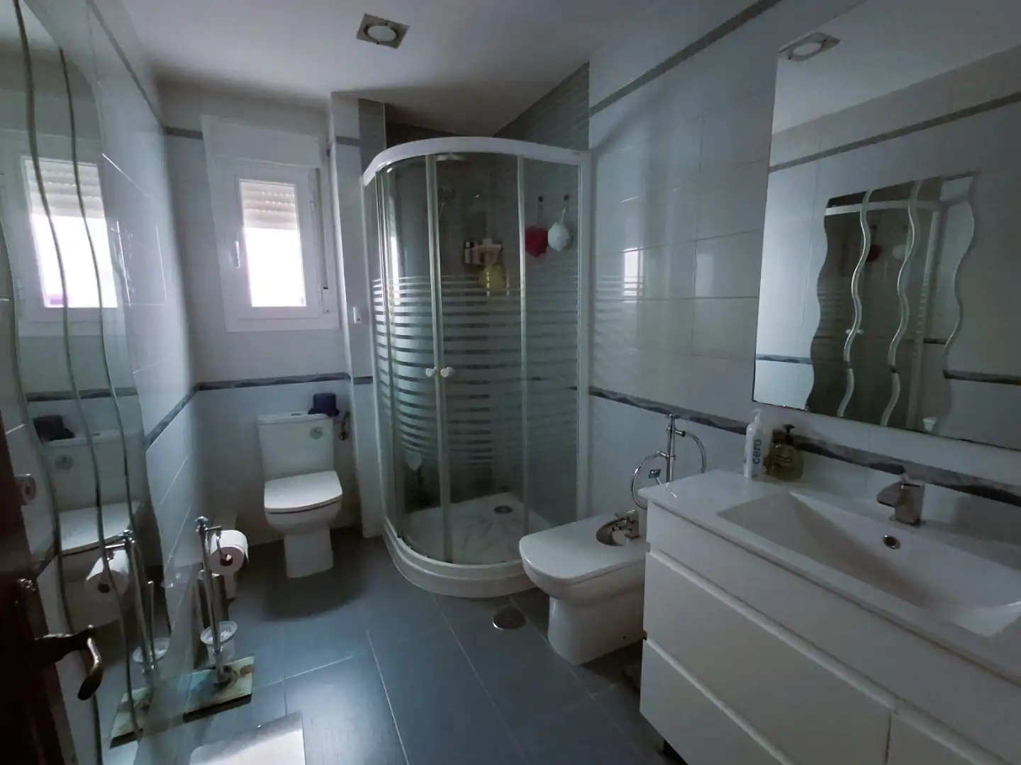 Baño de Piso en venta en  Madrid Capital con Aire acondicionado