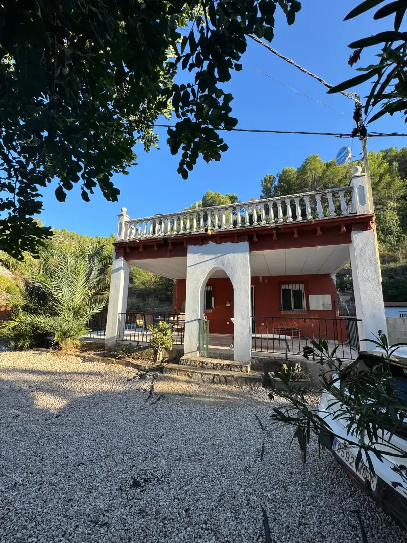 Vista exterior de Casa o chalet en venta en Vilallonga / Villalonga con Aire acondicionado, Jardín privado y Terraza