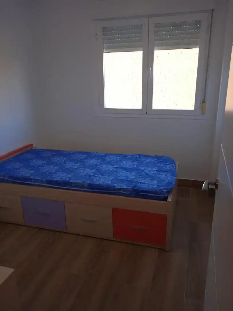 Dormitori de Casa o xalet de lloguer en Calatayud amb Aire condicionat, Jardí privat i Parquet