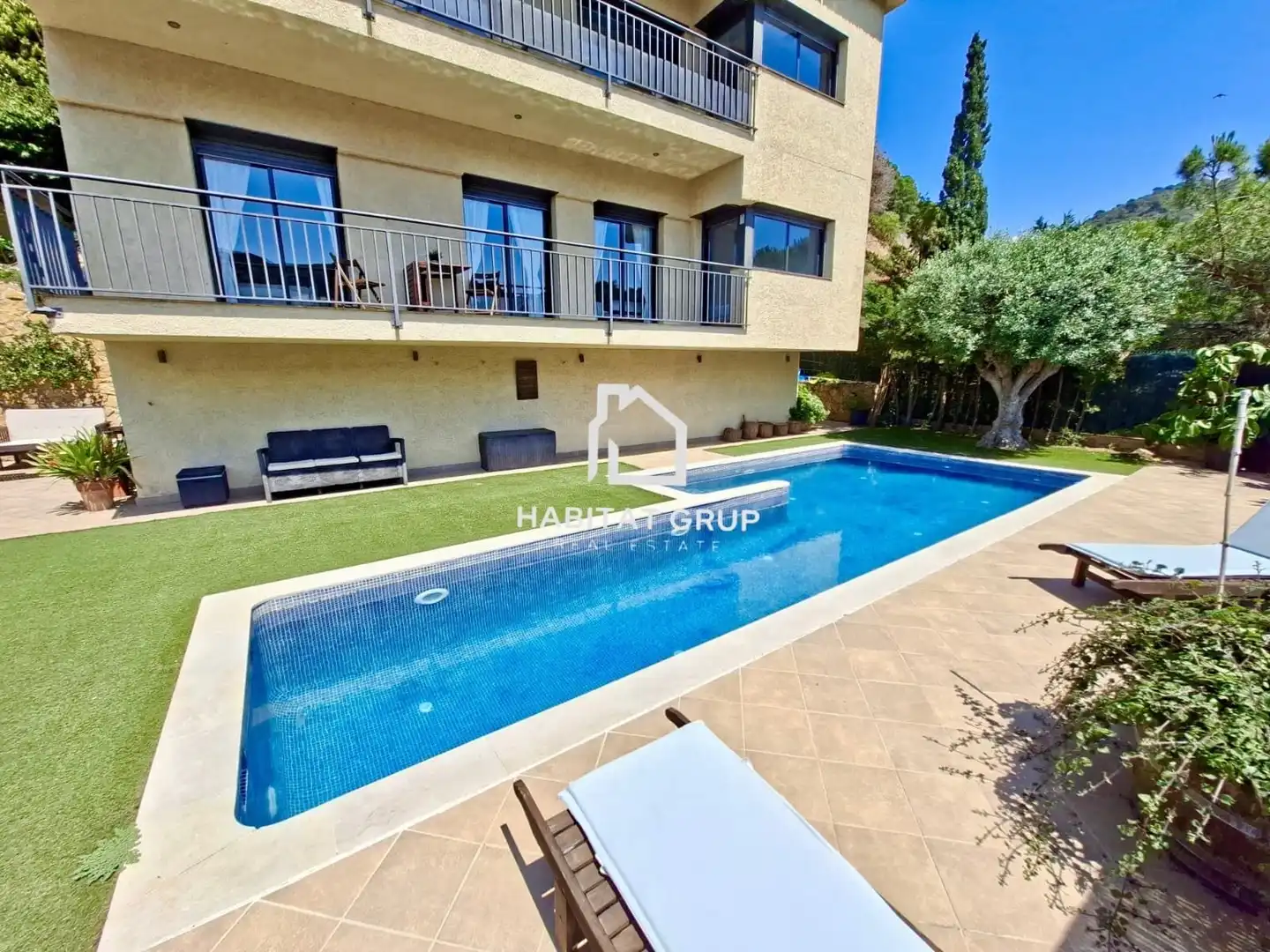 Casa con piscina in vendita a Canyelles