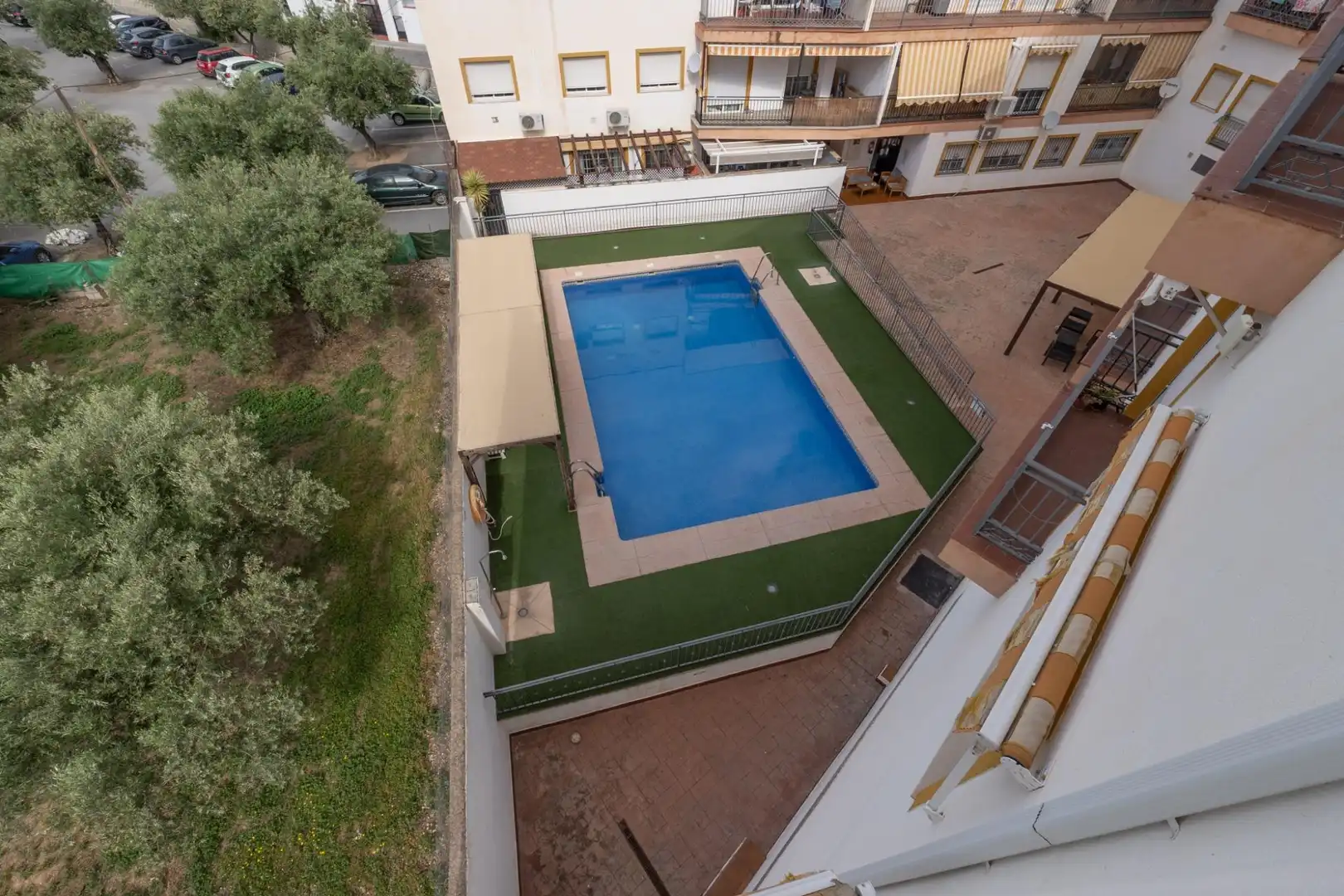 Piscina de Piso en venta en Gójar con Terraza, Trastero y Balcón