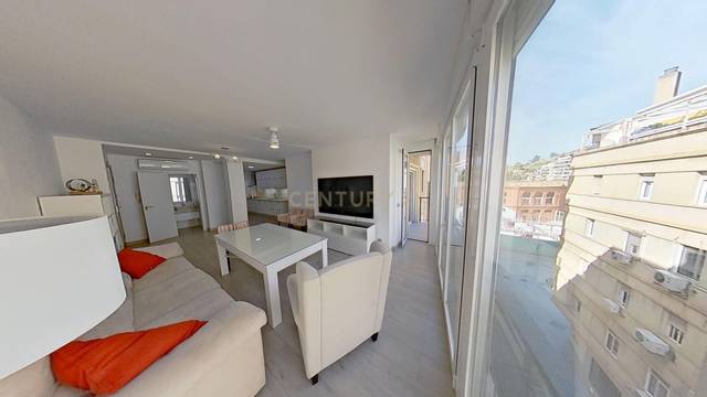 Apartamento en Alquiler en La Malagueta - Monte Sancha