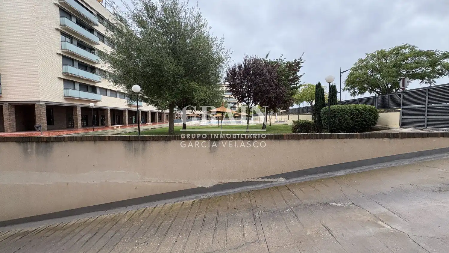 Parking de Piso en venta en Albacete con Calefacción, Trastero y Piscina