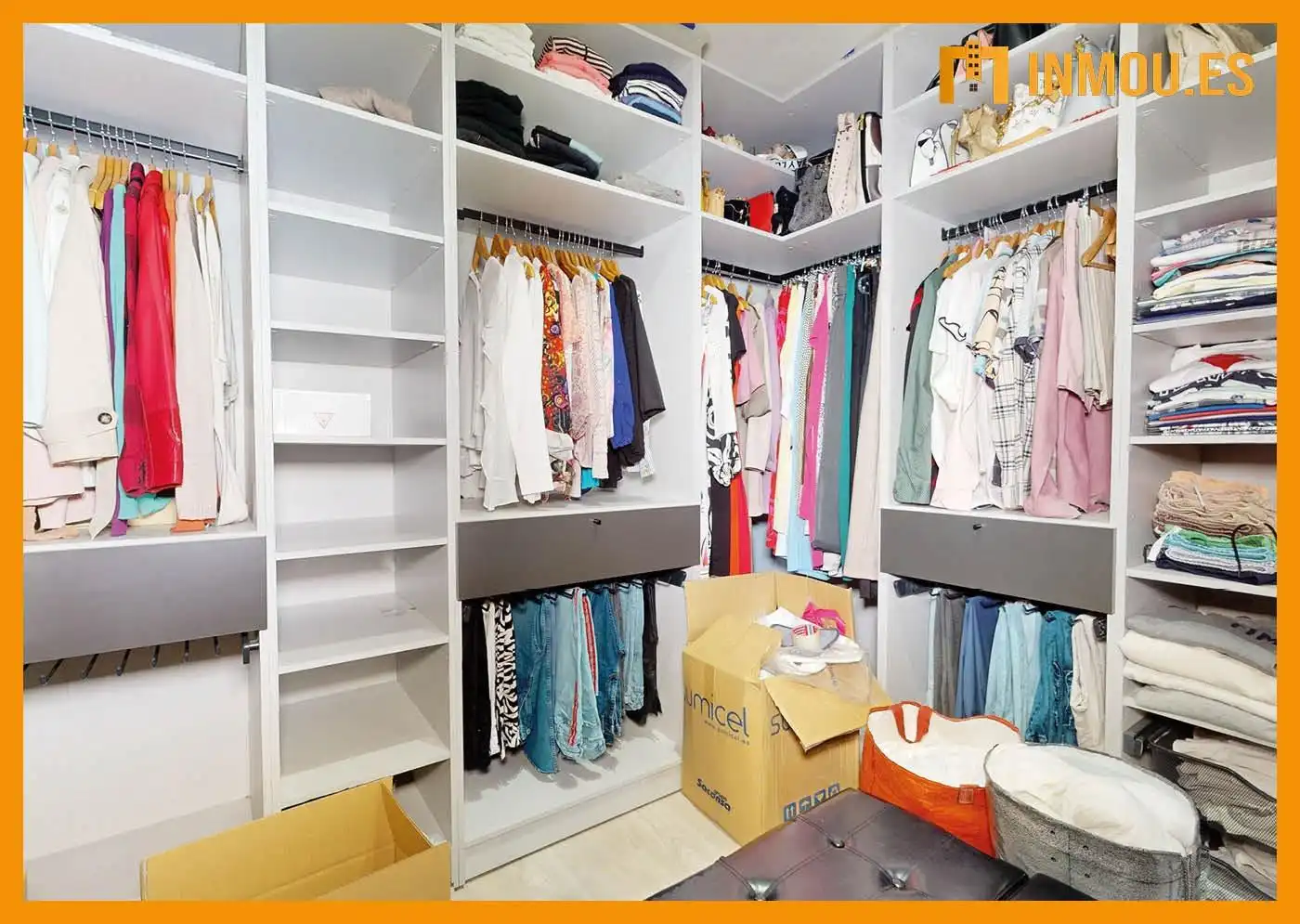 Bedroom of Flat for sale in Ourense Capital   with Air Conditioner, Heating and Parquet flooring