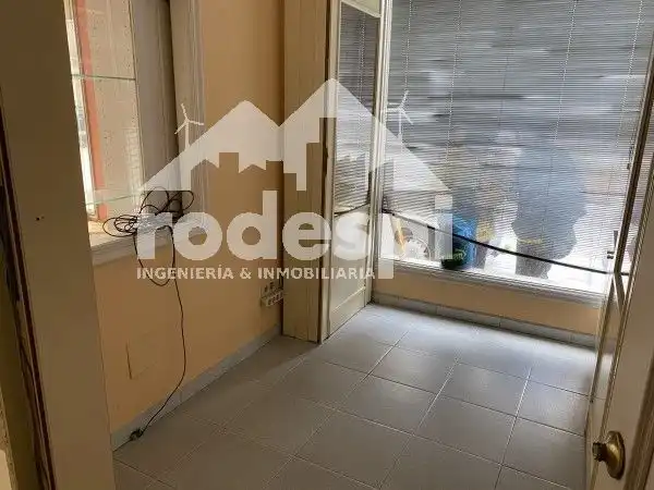 Commercial properties for rent in Arbo