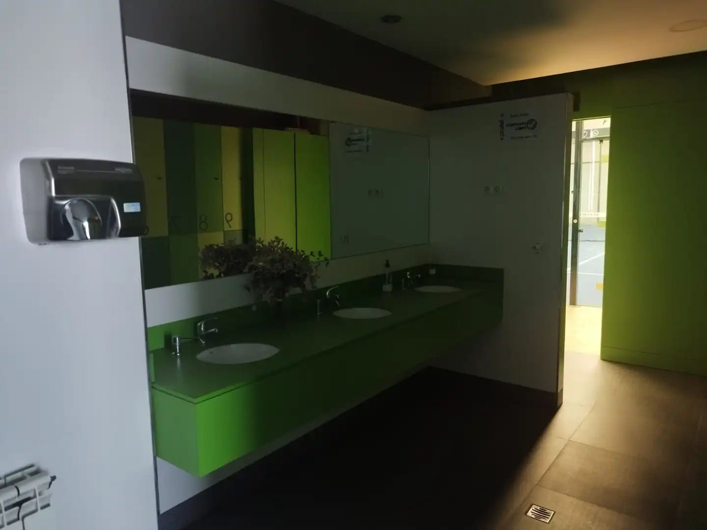 Bathroom of Industrial buildings for sale in Burgos