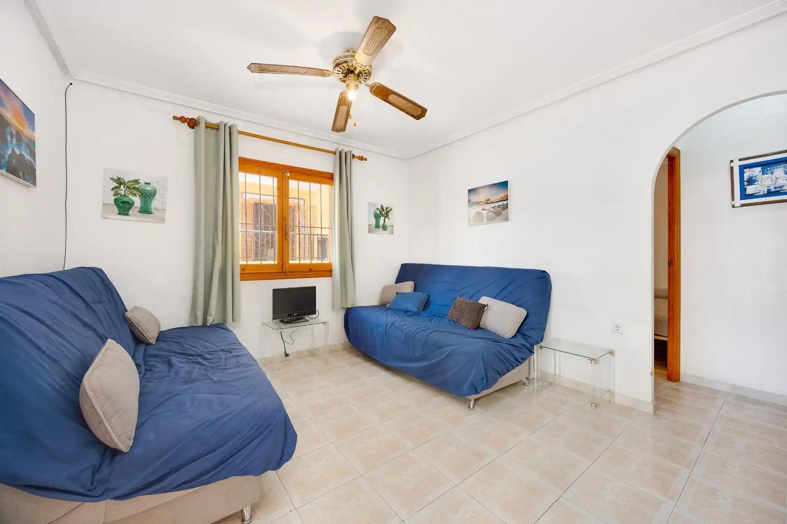 Wohnzimmer von Erdgeschoss zum Verkauf in Torrevieja mit Terrasse, Möbliert und Gemeinschaftspool