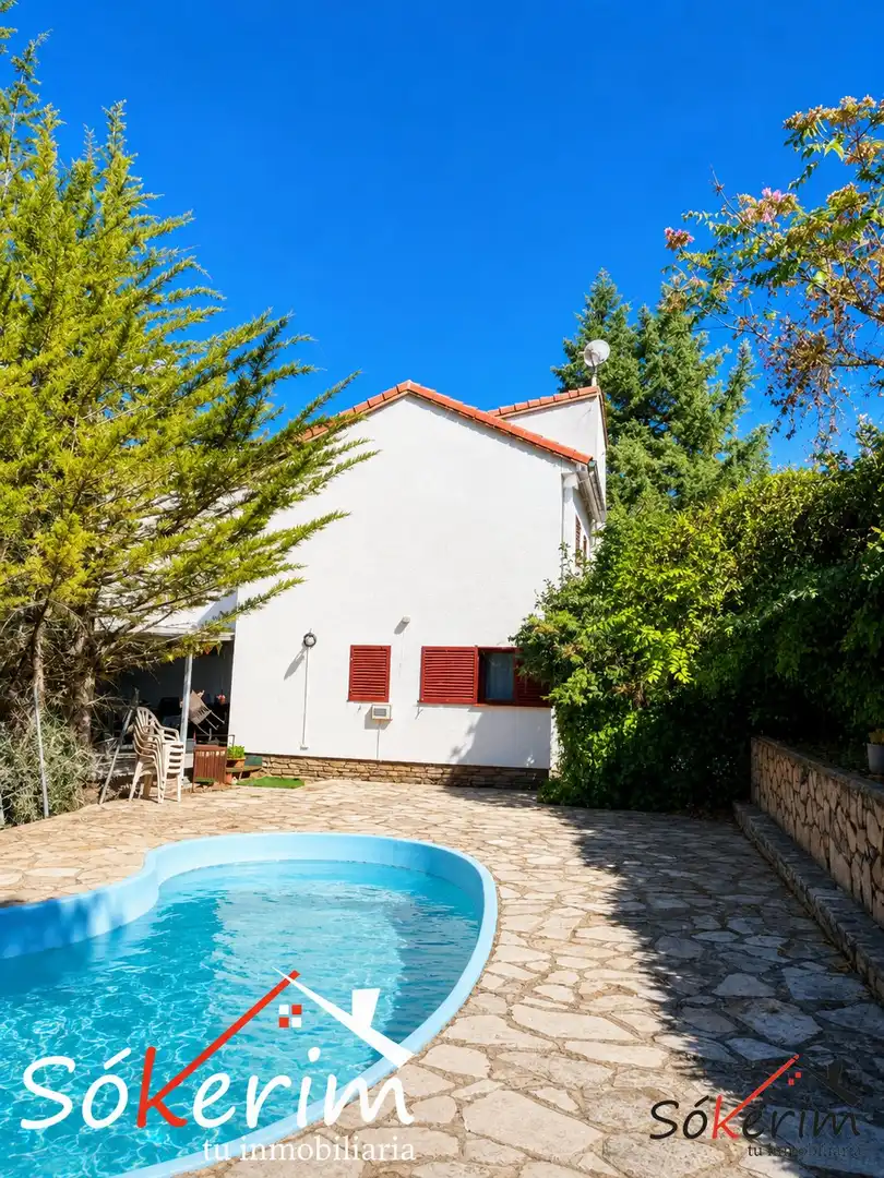 Vista exterior de Casa o chalet en venta en Robledo de Chavela con Aire acondicionado, Calefacción y Jardín privado