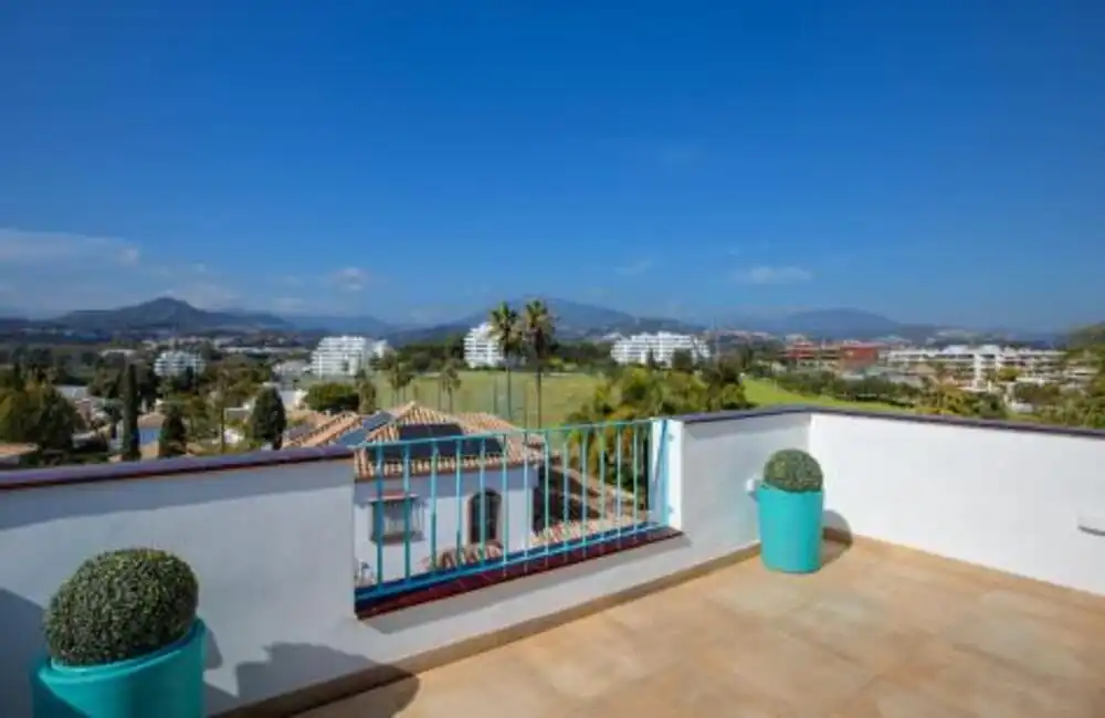 Terrassa de Casa adosada en venda en Marbella amb Aire condicionat, Jardí privat i Terrassa
