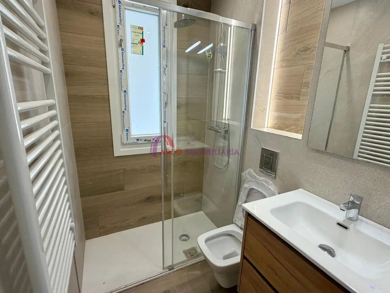 Bathroom of Apartments for sale in Burgos  with Heating and Balcony