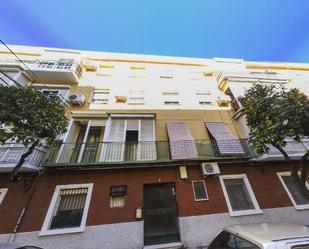 Exterior view of Flat for sale in  Sevilla Capital